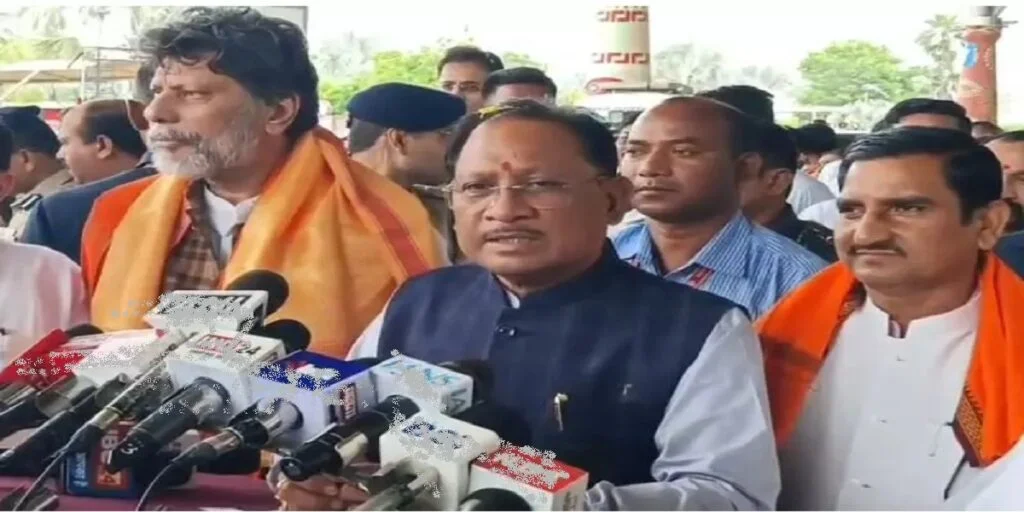 “दिल्ली दौरे से लौटे सीएम साय: जल्द होगा मंत्रिमंडल विस्तार, 7000 करोड़ के विकास कार्यों को मिली मंजूरी”