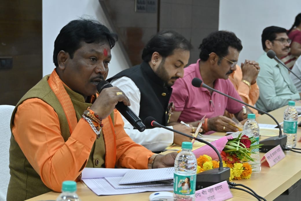 बस्तर दशहरा की परंपरा, संस्कृति को संरक्षित करना हम सबका दायित्व: सांसद महेश कश्यप