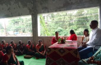 बरपाली में सुना गया “दीदी के गोठ”