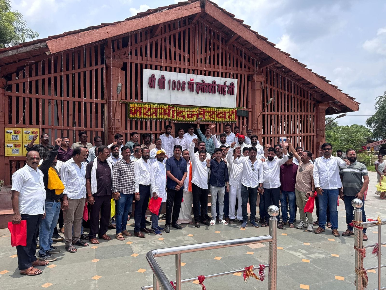 fd5995eb-5793-4c37-b54a-3f361bb52cf6