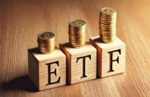 सोने-चांदी ने रचा इतिहास: गोल्ड-ETF ने दिया 44% तक रिटर्न, निवेशकों की बल्ले-बल्ले