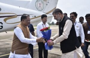 मुख्यमंत्री विष्णुदेव साय का जगदलपुर में आत्मीय स्वागत