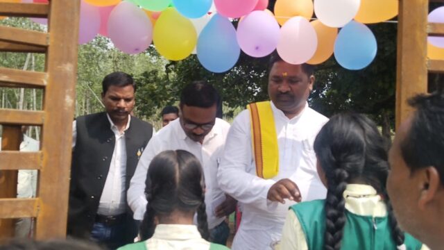 fab0f08e-60c8-45fb-8ef0-c6f8cae2eee4