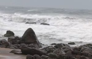 आंध्र तट से टकराया भीषण चक्रवात ‘मोंथा’, 110 किमी प्रति घंटे की रफ्तार से चल रही हवाएं