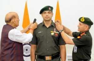 नीरज चोपड़ा को भारतीय सेना में मानद लेफ्टिनेंट कर्नल की उपाधि, रक्षा मंत्री ने किया सम्मानित