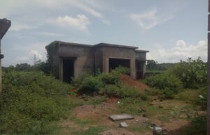 कुम्हरावंड के सामुदायिक शौचालय में भ्रष्टाचार की बदबू