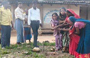 कोरबा जनपद अध्यक्ष के प्रयासों से मिली बड़ी सौगात,ग्राम पंचायत कोलगा में होगा नया पंचायत भवन-अध्यक्ष श्रीमती बिजमोती अभिमन्यु राठिया ने किया भूमिपूजन,