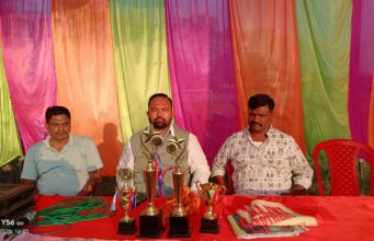 बांकीमोंगरा के घुड़देवा में फुटबॉल प्रतियोगिता का समापन करने मुख्य अतिथि के रुप में पहुंचे विकास झा, खिलाड़ियों को दिया जीत का मंत्र