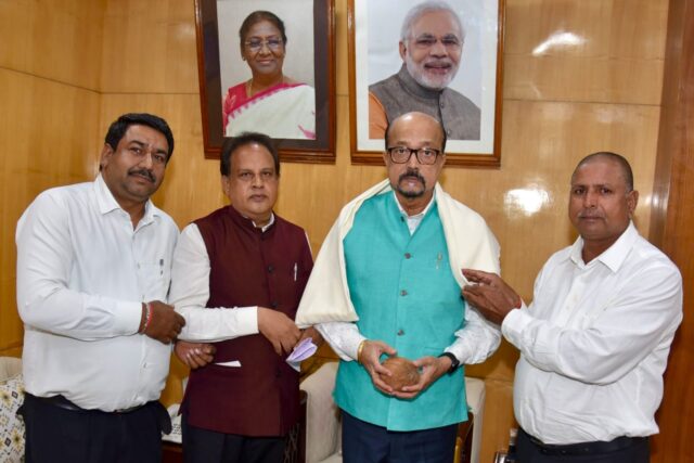 96044f09-0fbc-43c0-94f9-22b2065c125b (1)