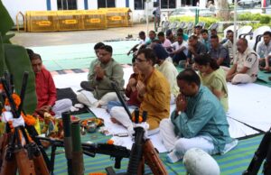 विजयादशमी पर्व के पावन अवसर पर सरगुजा पुलिस द्वारा रक्षित केंद्र अंबिकापुर मे शस्त्र एवं वाहन पूजन किया गया संपन्न।