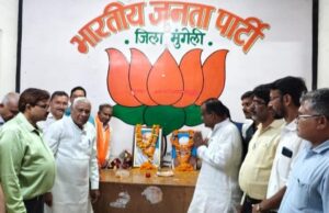 मुंगेली में भाजपा ने गांधी-शास्त्री जयंती मनाई, निःशक्तजनों का किया सम्मान