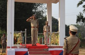 बिलासपुर रेंज आईजीपी डॉ संजीव शुक्ला ने किया जिला गौरेल-पेंड्रा, मरवाही पुलिस का निरीक्षण