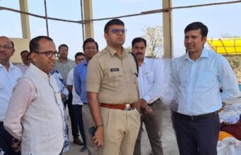 कलेक्टर और एसपी ने किया राज्योत्सव स्थल का निरीक्षण