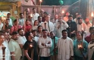 कुरूद में युवा कांग्रेस का बिजली बिलों के खिलाफ हल्ला बोल — “बिजली चोर गद्दी छोड़” आंदोलन के तहत विशाल मशाल रैली एवं तालाबंदी कार्यक्रम संपन्न