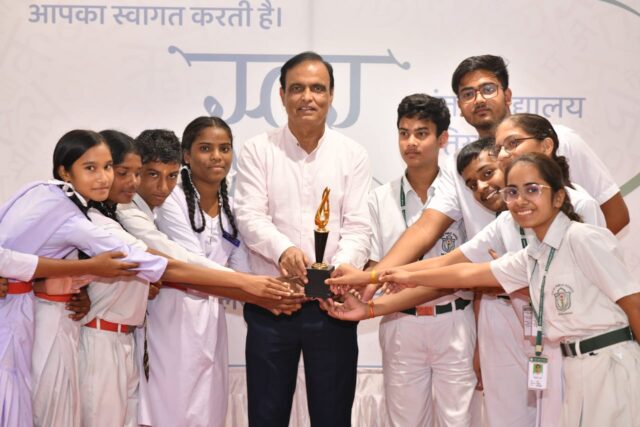 dd7966f4-3bb1-4469-9be6-78d6e08c8bbd