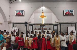 लाल चर्च जगदलपुर ने धूमधाम से मनाया 92वां स्थापना दिवस, श्रद्धांजलि, सम्मान और सांस्कृतिक प्रस्तुतियों ने बटोरी सराहना