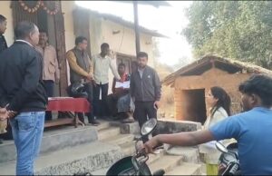 एसडीएम वनसिंह नेताम एसआईआर कार्यों का किया निरीक्षण कार्य में लापरवाही बरतने वाले रोजगार सहायक को निलंबित करने सीईओ को निर्देश