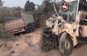 छत्तीसगढ़ के जांजगीर-चांपा में NH-49 पर बड़ा सड़क हादसा: ट्रक और स्कॉर्पियो की भीषण टक्कर में भारतीय सेना के दो जवान समेत पांच लोगों की मौत, बारात से लौटते समय हुआ दर्दनाक हादसा