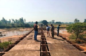 जिले में दो उच्चस्तरीय पुल निर्माण कार्य प्रगति पर