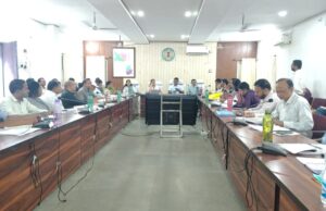 समय-सीमा बैठक में कलेक्टर ने दिए सख्त निर्देश – धान खरीदी, डीएमएफ, पोर्टल और विभागीय कार्यों की हुई विस्तृत समीक्षा