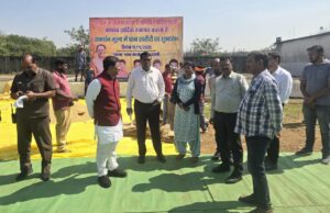 वन एवं सहकारिता मंत्री केदार कश्यप ने पल्ली केंद्र में किया धान खरीदी का शुभारंभ