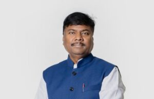 जनजातीय समुदाय के लिए संवेदनशील है भाजपा: मंत्री केदार कश्यप