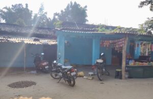 अवैध शराब बिक्री की झूठा सूचना पर आबकारी टीम ने पत्रकार के घर दबिश मौके पर कुछ नहीं बरामद बैरंग लौटी आबकारी टीम।