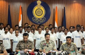 एकसाथ 65 लाख के 27 ईनामी सहित 37 नक्सलियों ने छोड़ी हिंसा की राह; लौट आए समाज मुख्यधारा में