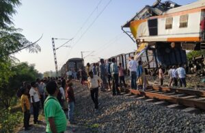 बिलासपुर में भीषण रेल हादसा लोकल ट्रेन मालगाड़ी से टकराई, कई यात्री घायल राहत-बचाव जारी