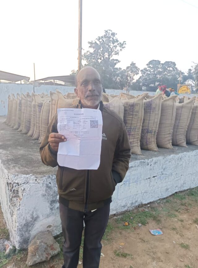 c7a01412-5078-4b5b-b2a2-7d9e028f8903