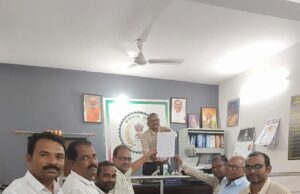 सीएमडीसी को दे दिया शिव मंदिर समिति का सामुदायिक भवन