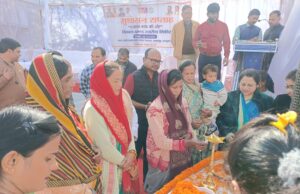 सुशासन सप्ताह प्रशासन गांव की ओर अभियान को लेकर विकासखंड स्तरीय शिविर का आयोजन