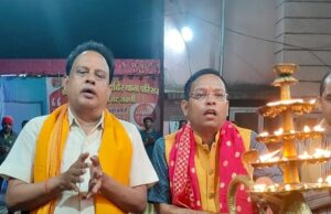 श्री सिद्ध हनुमान मंदिर 133 वीं महाआरती में पंडित सुरेश पांडे हुए शामिल
