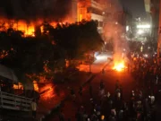 हिंसा की आग में सुलग रहा बांग्लादेश, कट्टरपंथियों का बेलगाम तांडव – हिंदू समुदाय बना निशाना