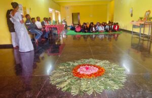 शहीद वीर नारायण सिंह को दी श्रद्धांजलि