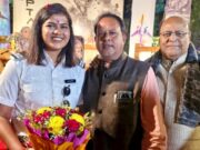 अपनों के सम्मान और आशीर्वाद से अभिभूत…पायलट आस्था अग्रवाल