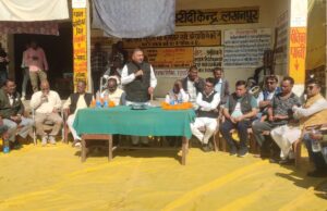 लखनपुर धान खरीदी केंद्र में भाजपा जिला अध्यक्ष का निरीक्षण, किसानों से किया सीधा संवाद