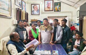 आदिम जाति कल्याण विभाग के दैनिक वेतनभोगी कर्मचारियों को कौन करे कल्याण?