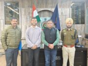 वरिष्ठ पुलिस अधीक्षक सरगुजा एवं अतिरिक्त पुलिस अधीक्षक सरगुजा ने NDA (राष्ट्रीय रक्षा अकादमी) प्रशिक्षणार्थी कृतश मिश्रा से मुलाक़ात की