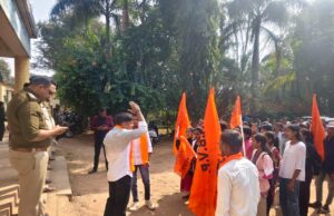 छात्र हितों के मुद्दों पर एबीवीपी ने पुनः घेरा महाविद्यालय प्रशासन को, मिला समाधान का आश्वासन