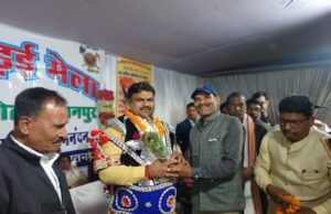 शिक्षा के प्रकाश कुंज को समाज से जागृत करे – गजेंद्र यादव