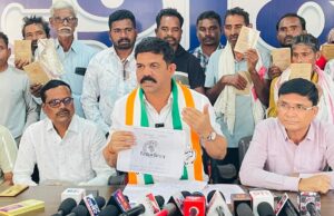 सरकारी बेतालों पर विक्रम का बड़ा हमला