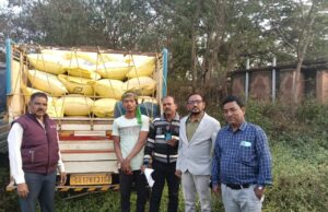 एसडीएम मनीष वर्मा ने पकड़ा उड़ीसा से आ रहा 30 क्विंटल अवैध धान