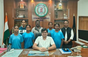 बीजापुर जिले की चार छात्राओं का राष्ट्रीय तैराकी प्रतियोगिता के लिए चयन