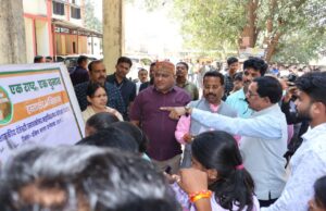 एक राष्ट्र एक चुनाव विषय पर दंतेवाड़ा महाबिद्यालय में विधायक चैतराम अटामी एवं जिलाध्यक्ष संतोष गुप्ता ने छात्रों से किया चर्चा