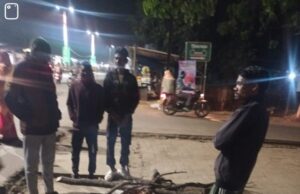 नगरपालिका बीजापुर ने ठंड से बचाव के लिए अलाव जलाकर लोगों को दी राहत