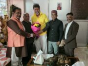 जिला सहकारी बैंक में उपाध्यक्ष की नई जिम्मेदारी के बाद श्रीनिवास मिश्रा ने भाजपा व विधायक किरण देव से की सौजन्य भेंट, किसानों के हितों पर हुई सार्थक चर्चा