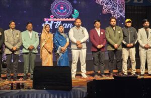 विनायक पब्लिक स्कूल में वार्षिक उत्सव की धूम: मुख्य अतिथि के रूप में शामिल हुईं पालिका अध्यक्ष श्रीमती सोनी विकास झा।