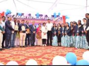 कर्मा विद्यालय समोदा की वार्षिकोत्सव में रंगारंग सांस्कृतिक कार्यक्रम की प्रस्तुति आरू साहू ने अपनी गीत से बांधा समां