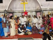 जगदलपुर में क्रिसमस की धूम, जमकर हुई आतिशबाजी, विशेष प्रार्थना भी की गई